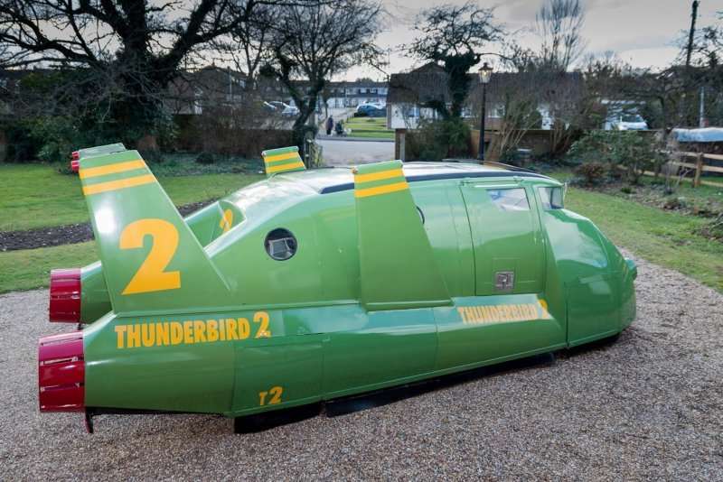 Реплика Thunderbird 2 — самая странная Toyota Previa, которую вы когда-либо видели   авто
