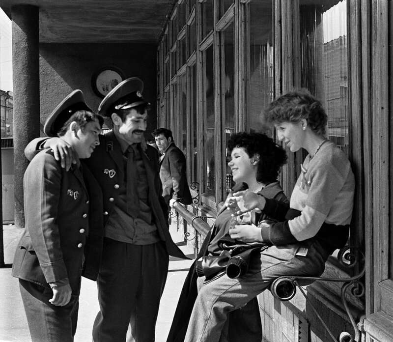 Люди и их чувства на снимках 1960-80-х годов казанского фотографа Рустама Мухаметзянова История,ссср