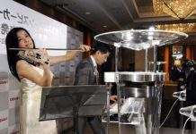 Hario випустила акустику із скла