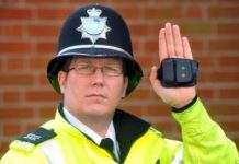 Британські полісмени отримають рукавички-металодетектори