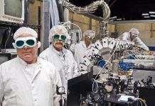 Пентагон готує мініатюрного робота-шпигуна