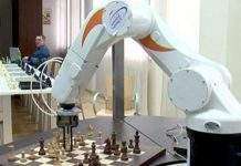 Робот-шахіст обіграв свого творця