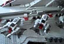 Космічний корабель з Lego