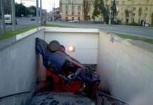 Автомобільні казуси (80 фото)