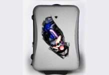 Прикольні наклейки на валізу (4 фото)