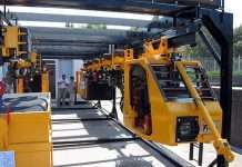 Монорейкова дорога на сонячних батареях