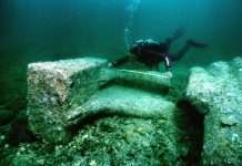 Стародавнє затонуле місто