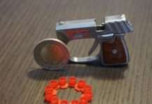 Мініатюрний брелок-пістолет