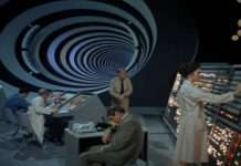 Вчений довів існування тунелів в просторі-часу