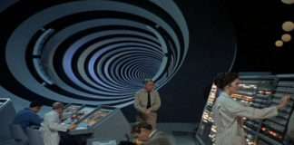 Вчений довів існування тунелів в просторі-часу