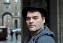 Любов і выжигающая пристрасть: ревнива дружина, стала сенсом життя для Євгена Дятлова