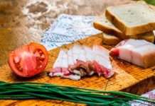 Сало в розсолі – смачні рецепти в банку