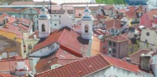 Перше, що кинулося по приїзді в Росію, це бруд: Як нижегородська вчителька стала директором школи в Португалії