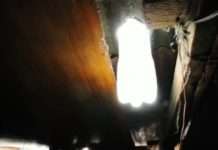 Як зробити сонячну лампу з пляшки