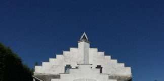 Бельгія дивує безліччю химерних будинків