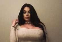 Поєднання силікону, жиру і мязів чекає свого принца