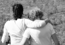 Нетоксична мати. Поліна Санаєва — про стосунки з мамою, яка подорослішала