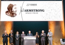 Нова премія Ніла Армстронга за досягнення в космонавтиці